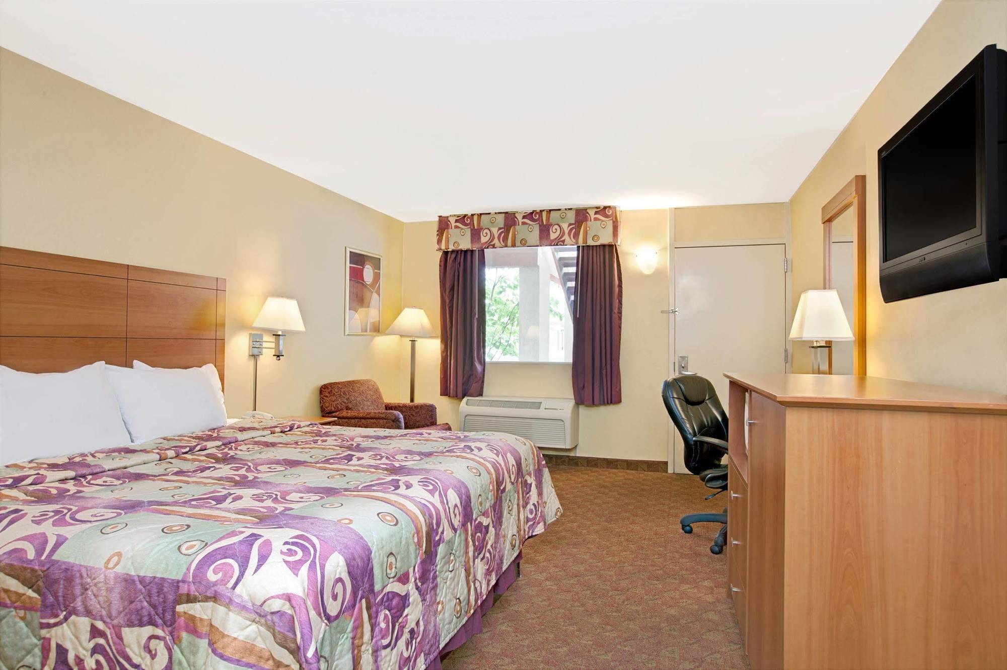 Red Roof Inn Bordentown - Mcguire Afb Exterior photo
